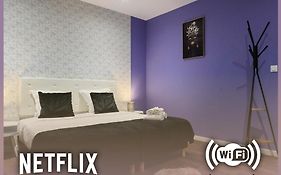 Ng Prestige - Lille L Roubaix - Grande Rue L Netflix - Wifi